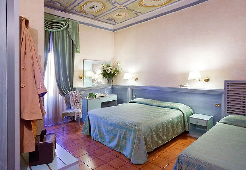 ***  Hotel Zara Rome Italy